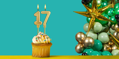 Decoration for 17 years with cupcake and balloons - Birthday card