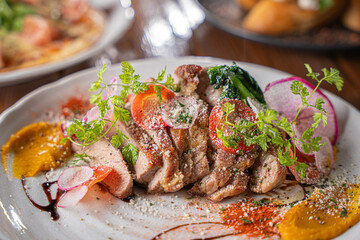 美味しそうな肉料理
