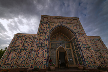 Obraz premium Tiled wall of Ulugh Beg Madrasa in Samarkand, Uzbekistan