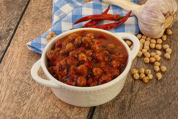 Baked chickpea with tomato sauce
