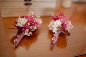 empresario, camisa, chaqueta, gente, moda, indumentaria, hombre, persona, falda, formal, exitos, negro, boda, colores, flores, mesas, vajilla, cuberteria, manteleria, marcasitios, corbata, blazer, zap