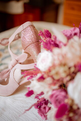 empresario, camisa, chaqueta, gente, moda, indumentaria, hombre, persona, falda, formal, exitos, negro, boda, colores, flores, mesas, vajilla, cuberteria, manteleria, marcasitios, corbata, blazer, zap