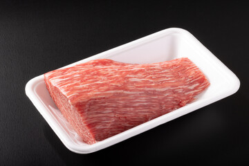 黒毛和牛　トモサンカク　ローストビーフ用　（仙台牛）