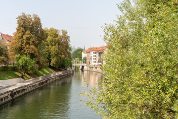 Fototapeta na wymiar River Ljubljanica flowing through Ljubljana, Slovenia