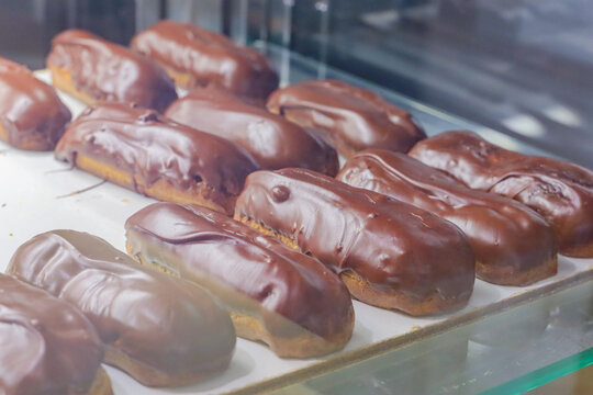 Dulces tradicionales cubanos llenos de chocolate 