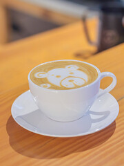 Capuchino en forma de osos 
