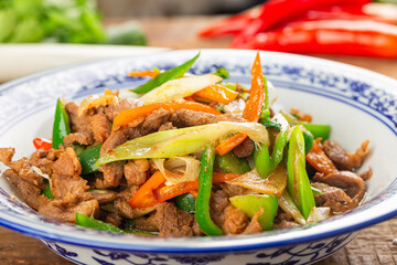 Sauteed Sliced Lamb with Scallion