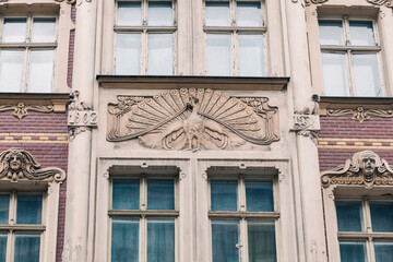 Obraz premium Detail of modernist art nouveau architecture old building facade in the old town of Riga, Latvia