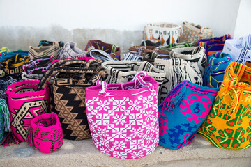 Sale of wayuu backpacks in the Guajira desert