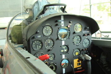 Druga kabina samolotu TS-11 Iskra - obrazy, fototapety, plakaty