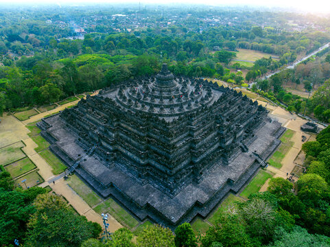 Ancient largest Buddhist Borobudur Temple in Yogyakarta, Indonesia.