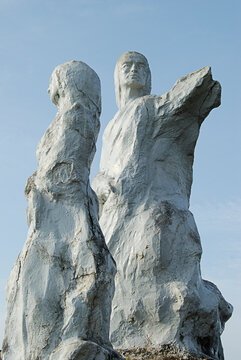 The statues are of philosopher Robert Knox and his wife, Dona Paula, Panjim, Goa, India, Asia.