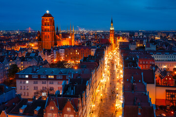 Obraz premium Aerial view of the beautiful main city in Gdansk at snowy winter, Poland
