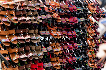 chanclas hechas a mano por artesanos de guerrero - M&eacute;xico