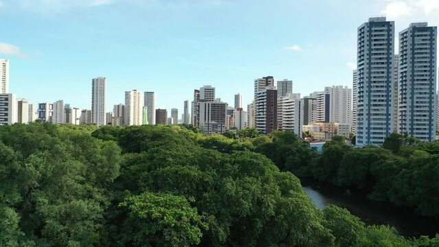 Ponte da Torre na Zona Norte do Recife Visto de Cima com Drone em Pernambuco