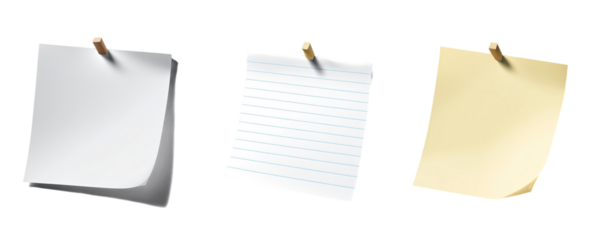 Conjunto de notas de papel presas por um pino de madeira. Pacote de papeis, branco, com listras e amarelo, isolado em fundo transparente.