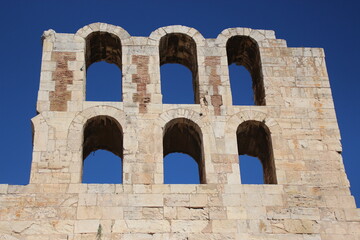 ode&oacute;n de herodes &aacute;tico