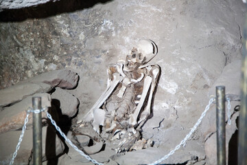 Mummified skeleton from Coqueza