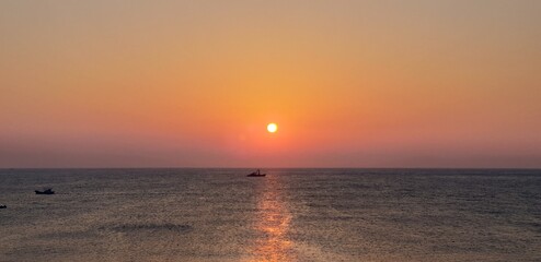 새벽 하늘과 바다, 아름답고 멋진 바다 풍경 해돋이(일출) 영덕바다