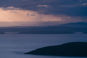 Fototapeta na wymiar Sunset views from Mt. Erie on Fidalgo Island in Washington