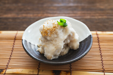 里芋のとも和え