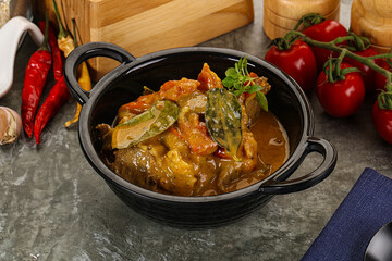 Yellow THai curry with beef