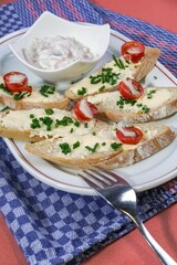 Ciabatta-Brot mit Fleischsalat