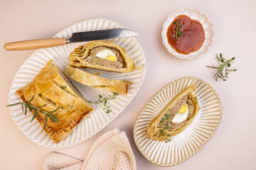 Picnic Roll is Indonesian Homemade Sausages Rolls or Saucijzen Brood in Holland). It is made from Pastry, Minced Beef, Egg, Milk, Cheese with Spices and Herbs.