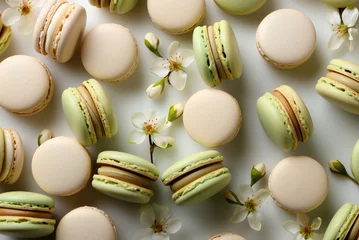 Poster Vanilla and pistachio French macaroons © Sunshine