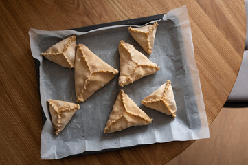 Traditional tatar triangled backery - small triangle pies called Echpochmak - 686560463