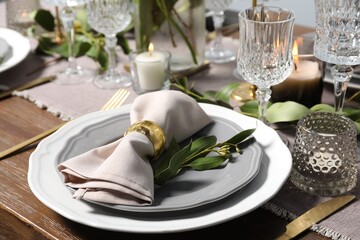 Beautiful table setting with floral decor, closeup