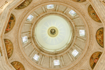 Fototapeta na wymiar dome of the pantheon