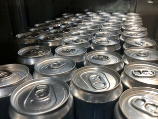 Aluminum Cans of Group 