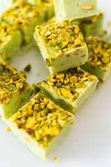 Pistachio fudge