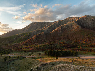 Fototapeta premium Mountain in the sunset