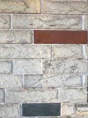 Fototapeta premium revestimiento de piedra en la fachada de una casa