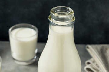 Organic Grass Fed Whole Cow Milk