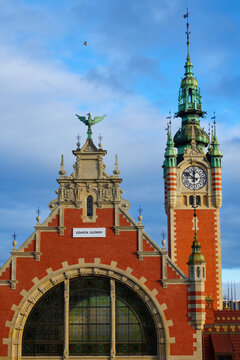 14.01.2023: Fragment of the tower of the main building of the railway station Gdansk. Poland
