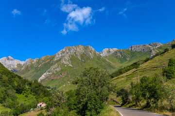 Massif of Las Ubinas La Mesa