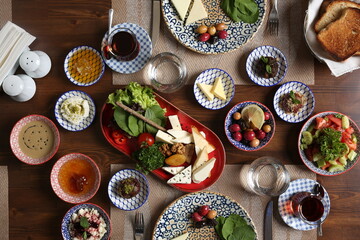 Breakfast with toast, tea and orange juice