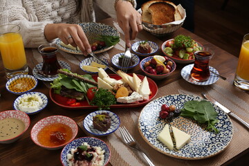 Breakfast with toast, tea and orange juice