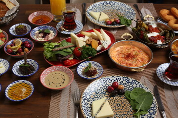 Breakfast with toast, tea and orange juice
