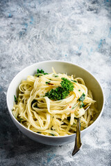 Easy pasta with olive oil and garlic