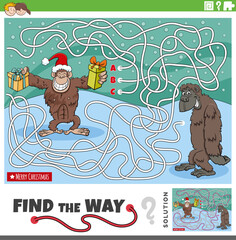 maze game with cartoon animals on Christmas time
