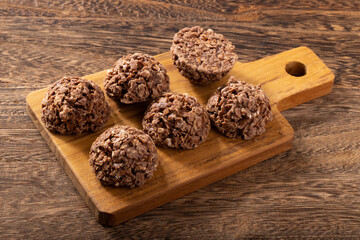 クランチチョコ　ナッツ