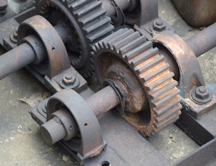 the gear on the old rusty car