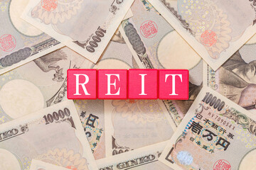 REIT　不動産投資信託　一万円札
