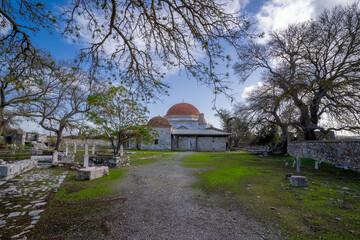Obraz premium İlyas Bey Mosque view in Balat Village of Turkey