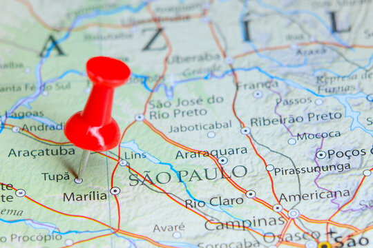 Tup&aacute;, Brazil pin on map