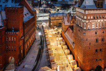 Beautifully lit Christmas market in the Main City of Gdansk at dawn. Poland © Patryk Kosmider